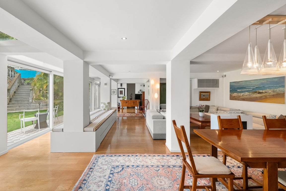 https://img.propertyraptor.com/cdn-cgi/imagedelivery/KD5bF_AFL0JDTbKLWF7z9g/ap8/ap8_001/hornet/prp/img/e6b2fac8876a042e663712ba00bc9847-wtm.jpg/public