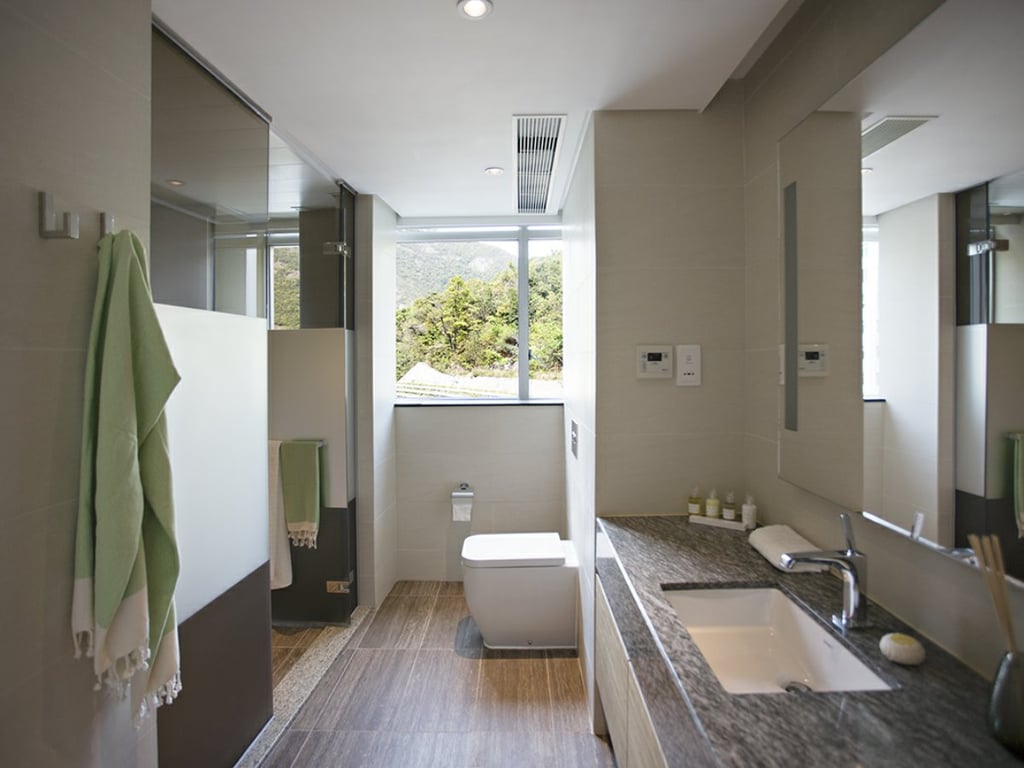 https://img.propertyraptor.com/cdn-cgi/imagedelivery/KD5bF_AFL0JDTbKLWF7z9g/ap8/ap8_001/hornet/prp/img/e701d96e71acc0a004b5d2e489ee1f10.jpg/public