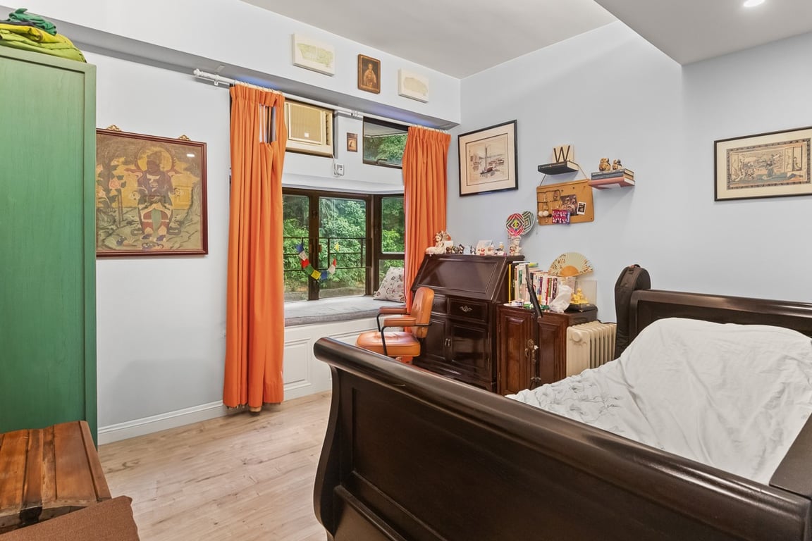 https://img.propertyraptor.com/cdn-cgi/imagedelivery/KD5bF_AFL0JDTbKLWF7z9g/ap8/ap8_001/hornet/prp/img/e7d516492e9463ba9cdbadf94caef4d7-wtm.jpg/public