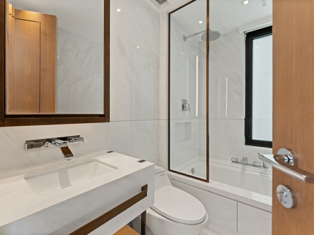 https://img.propertyraptor.com/cdn-cgi/imagedelivery/KD5bF_AFL0JDTbKLWF7z9g/ap8/ap8_001/hornet/prp/img/e86fa8036c59300838be744586ef1e8f-wtm.jpg/public