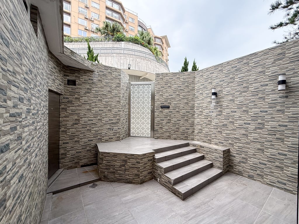 https://img.propertyraptor.com/cdn-cgi/imagedelivery/KD5bF_AFL0JDTbKLWF7z9g/ap8/ap8_001/hornet/prp/img/e8818221d3426265df4c02bcc7752ce2-wtm.jpg/public