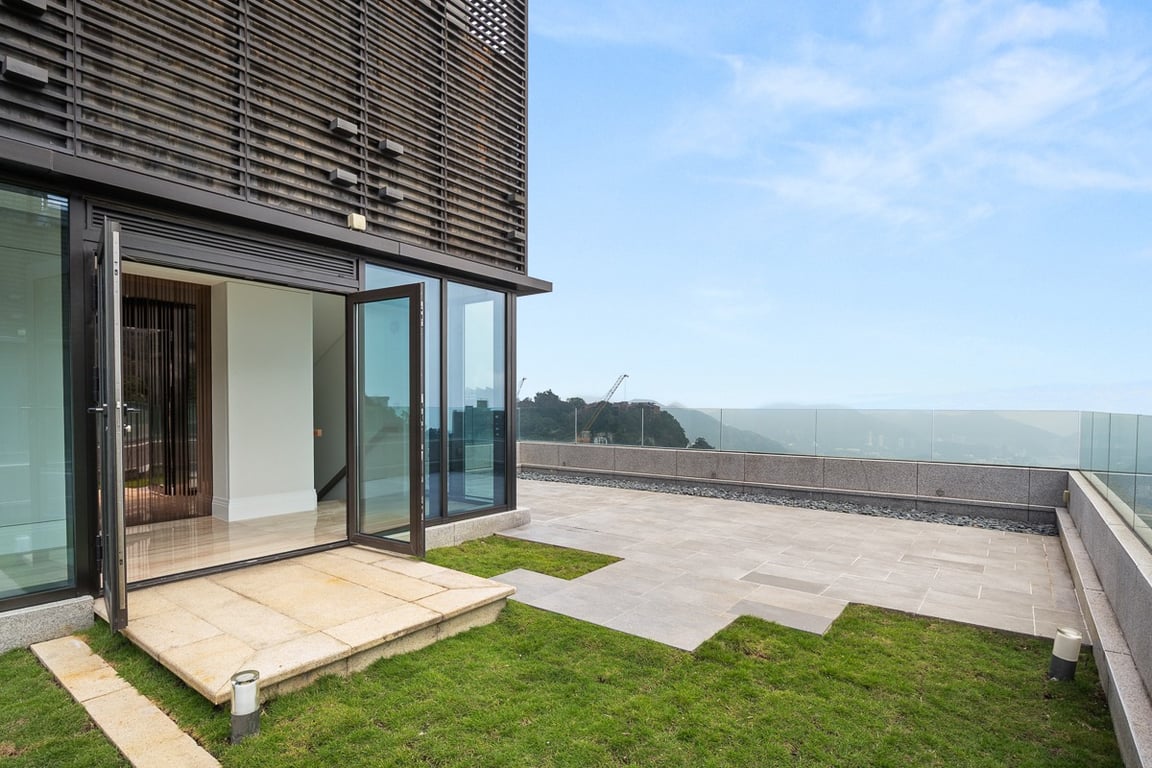 https://img.propertyraptor.com/cdn-cgi/imagedelivery/KD5bF_AFL0JDTbKLWF7z9g/ap8/ap8_001/hornet/prp/img/e9166011eb78bef4fc7757076a565dcc-wtm.jpg/public