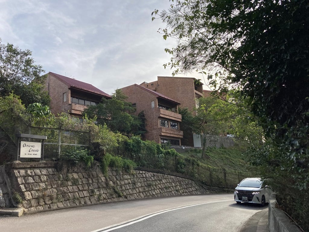 https://img.propertyraptor.com/cdn-cgi/imagedelivery/KD5bF_AFL0JDTbKLWF7z9g/ap8/ap8_001/hornet/prp/img/e9ce964f08178c1c486f4ff6b6137e7b-wtm.jpg/public