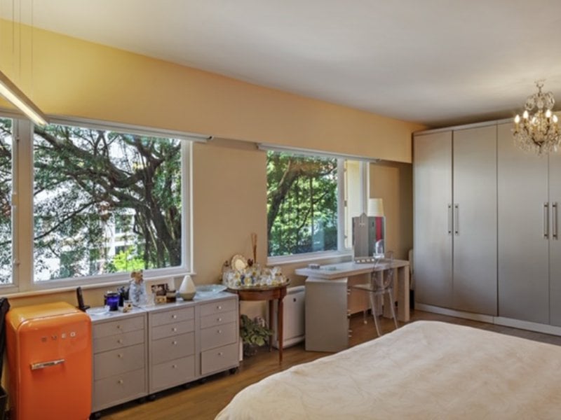 https://img.propertyraptor.com/cdn-cgi/imagedelivery/KD5bF_AFL0JDTbKLWF7z9g/ap8/ap8_001/hornet/prp/img/ea24953cd30ef304e13084ef37f53f49.jpg/public