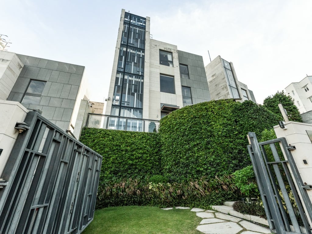 Horizon Drive No.1, Chung Hom Kok Road 44 46 48 & 50