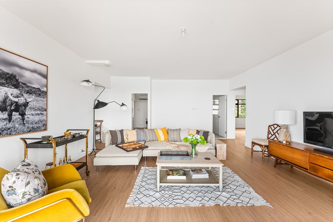 Repulse Bay Apartments