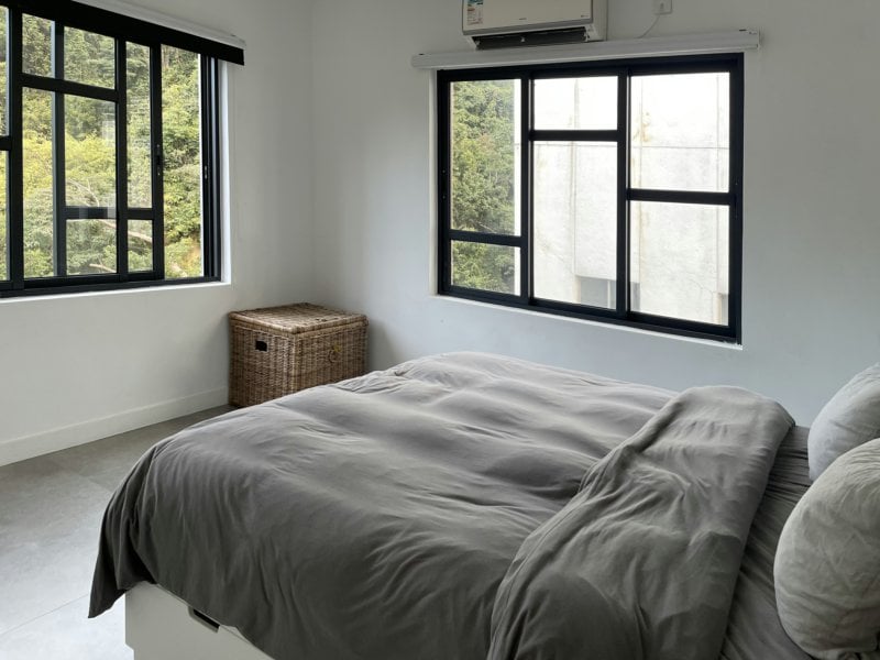 https://img.propertyraptor.com/cdn-cgi/imagedelivery/KD5bF_AFL0JDTbKLWF7z9g/ap8/ap8_001/hornet/prp/img/ea6739239a08b5f70fade8a9a882ba52.jpg/public
