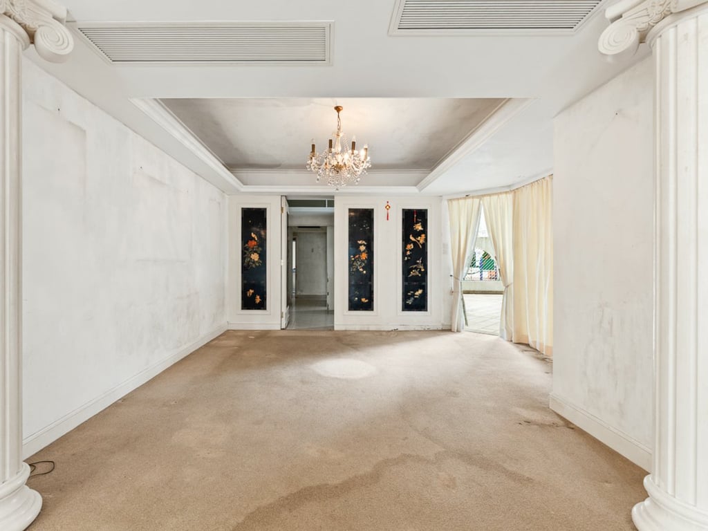https://img.propertyraptor.com/cdn-cgi/imagedelivery/KD5bF_AFL0JDTbKLWF7z9g/ap8/ap8_001/hornet/prp/img/eaa25cd92c1972c9c94da12aa1cccbef-wtm.jpg/public