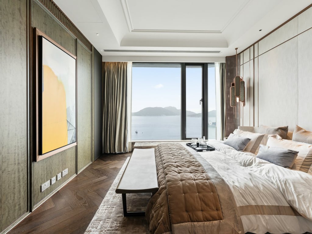 https://img.propertyraptor.com/cdn-cgi/imagedelivery/KD5bF_AFL0JDTbKLWF7z9g/ap8/ap8_001/hornet/prp/img/ead640bd0d2dcb29f2cfd09eec0590ed.jpg/public