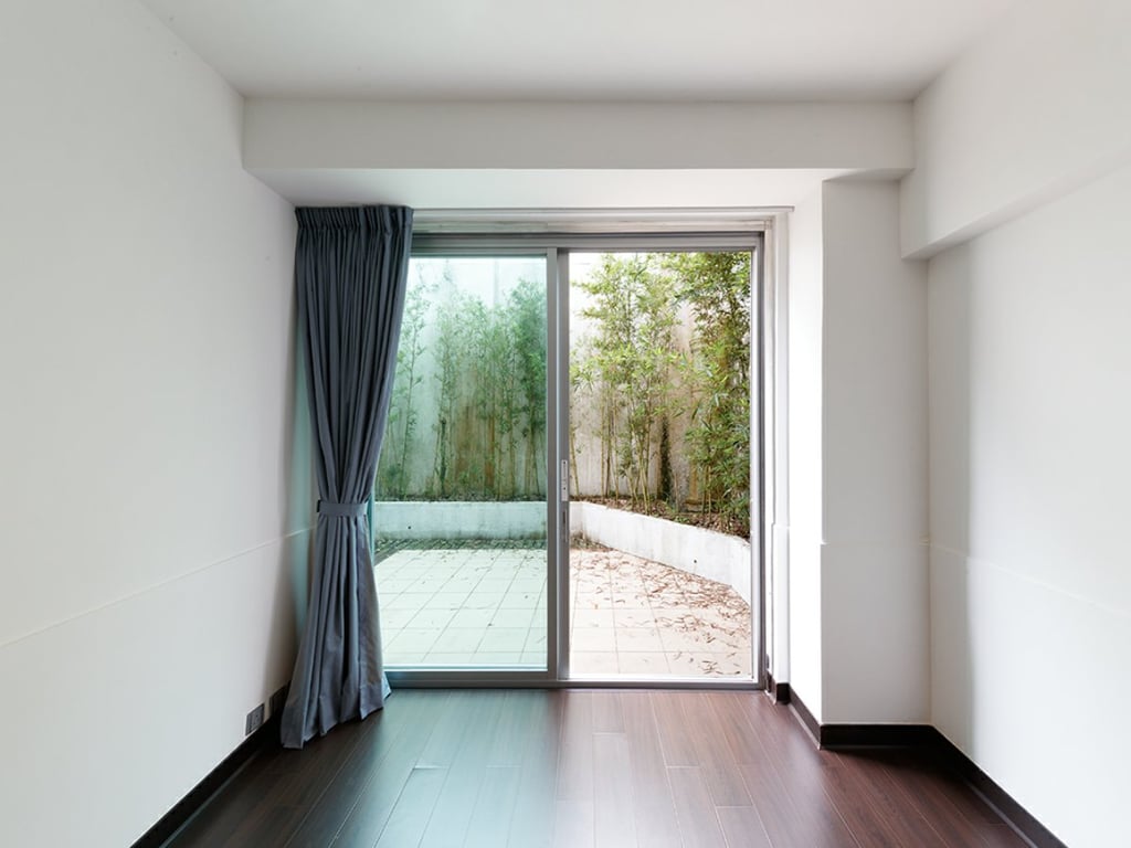 https://img.propertyraptor.com/cdn-cgi/imagedelivery/KD5bF_AFL0JDTbKLWF7z9g/ap8/ap8_001/hornet/prp/img/eadb608767461cdc2008064c2396efff.jpg/public