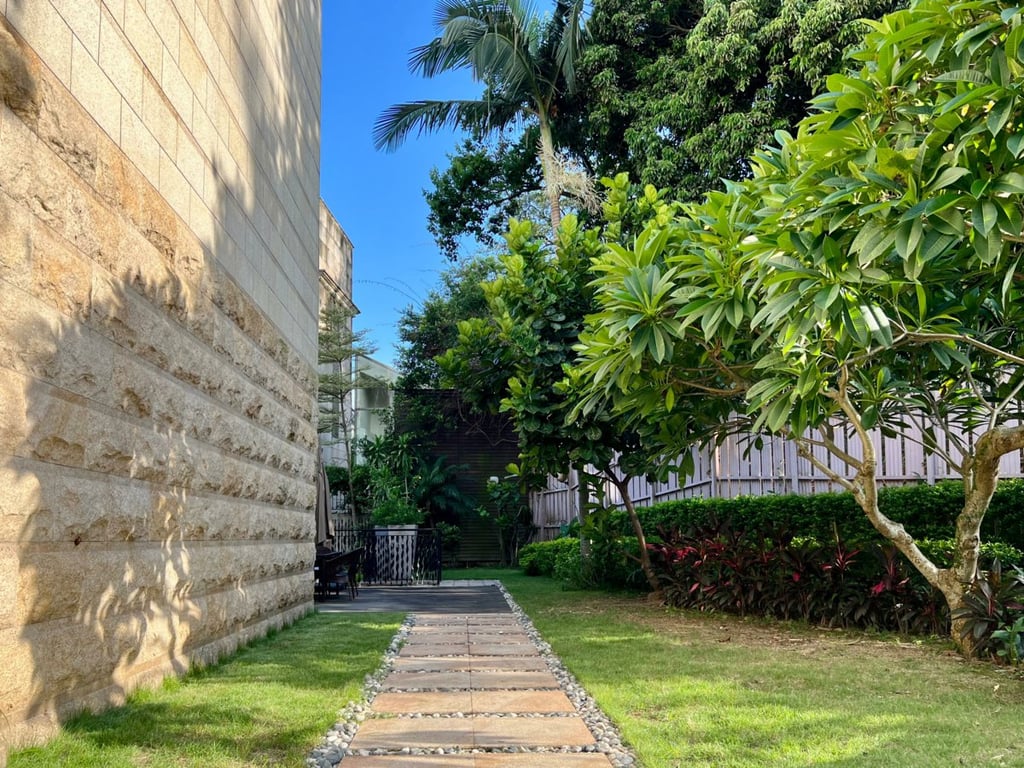 https://img.propertyraptor.com/cdn-cgi/imagedelivery/KD5bF_AFL0JDTbKLWF7z9g/ap8/ap8_001/hornet/prp/img/eb0da7cfd83fc1f86d8bf735646cb3d0-wtm.jpg/public