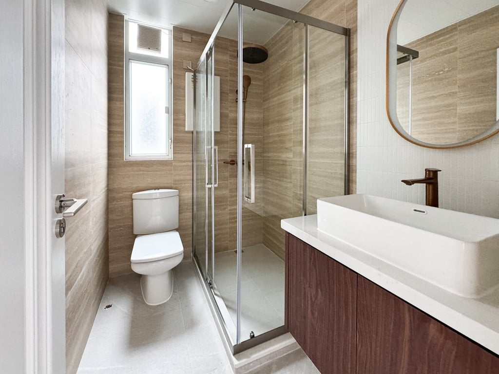 https://img.propertyraptor.com/cdn-cgi/imagedelivery/KD5bF_AFL0JDTbKLWF7z9g/ap8/ap8_001/hornet/prp/img/eb87d5bb5268ed58642ed1753fc19711-wtm.jpg/public