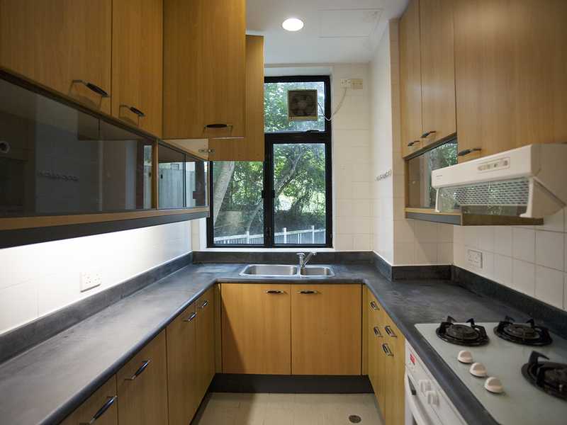 https://img.propertyraptor.com/cdn-cgi/imagedelivery/KD5bF_AFL0JDTbKLWF7z9g/ap8/ap8_001/hornet/prp/img/ebd33ffb26e7cb17fa468b6bbd1a28e3.jpg/public