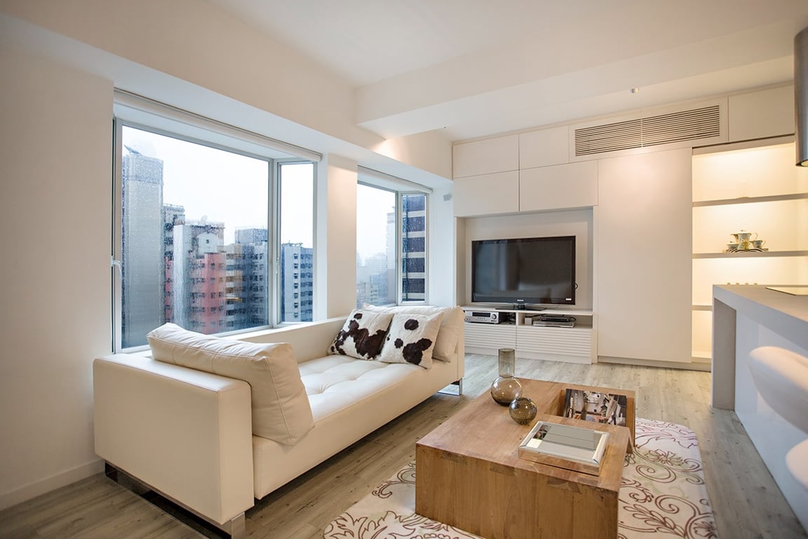 https://img.propertyraptor.com/cdn-cgi/imagedelivery/KD5bF_AFL0JDTbKLWF7z9g/ap8/ap8_001/hornet/prp/img/ecbd4aa7456d17dafe734749b49413f0-wtm.jpg/public