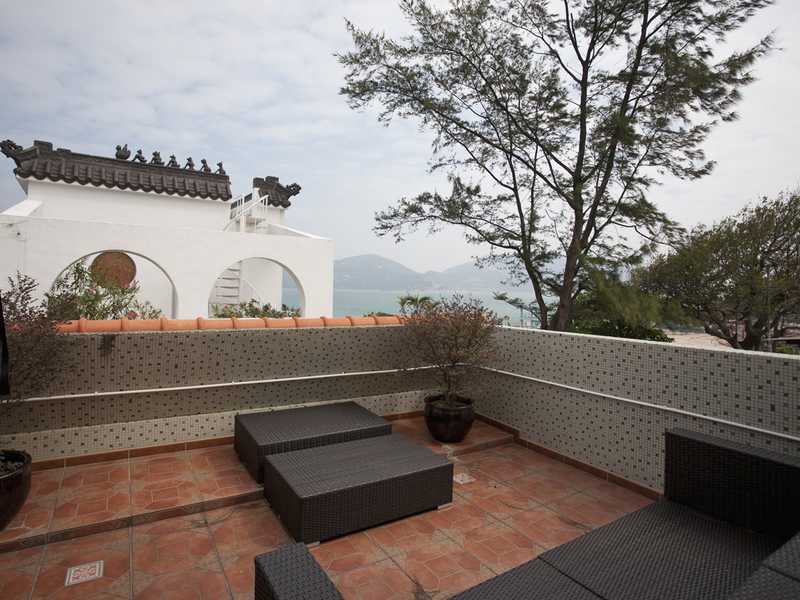https://img.propertyraptor.com/cdn-cgi/imagedelivery/KD5bF_AFL0JDTbKLWF7z9g/ap8/ap8_001/hornet/prp/img/ed5c15435f5e9580d8daa40d248075a6.jpg/public