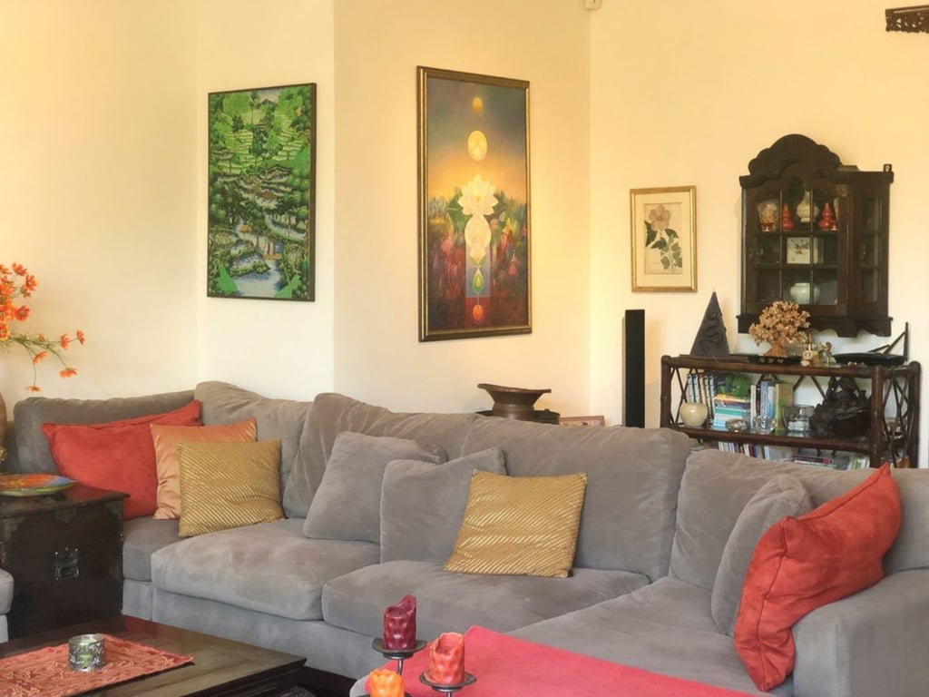 https://img.propertyraptor.com/cdn-cgi/imagedelivery/KD5bF_AFL0JDTbKLWF7z9g/ap8/ap8_001/hornet/prp/img/ed666786aa1f3b6d556f2a8997707289.jpg/public
