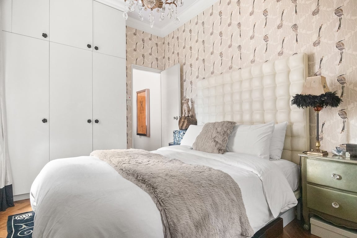 https://img.propertyraptor.com/cdn-cgi/imagedelivery/KD5bF_AFL0JDTbKLWF7z9g/ap8/ap8_001/hornet/prp/img/ee589519cfe72b0a1d831ef40317dca6-wtm.jpg/public
