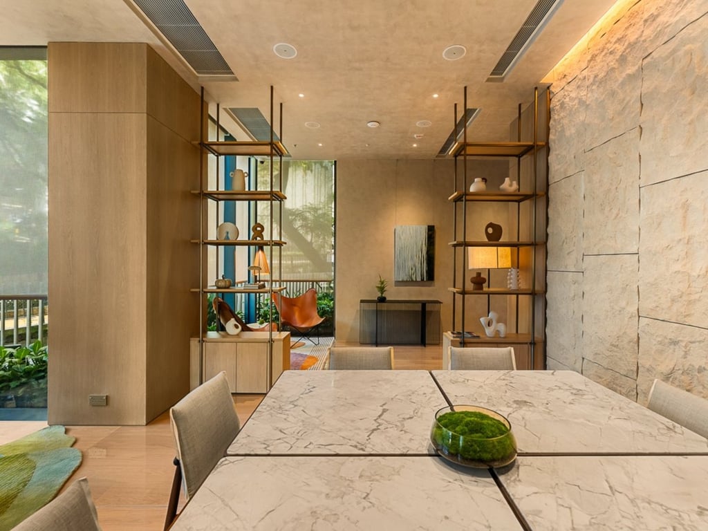 https://img.propertyraptor.com/cdn-cgi/imagedelivery/KD5bF_AFL0JDTbKLWF7z9g/ap8/ap8_001/hornet/prp/img/ee626ce5202f67ccd00206c2fda72dfc-wtm.jpg/public