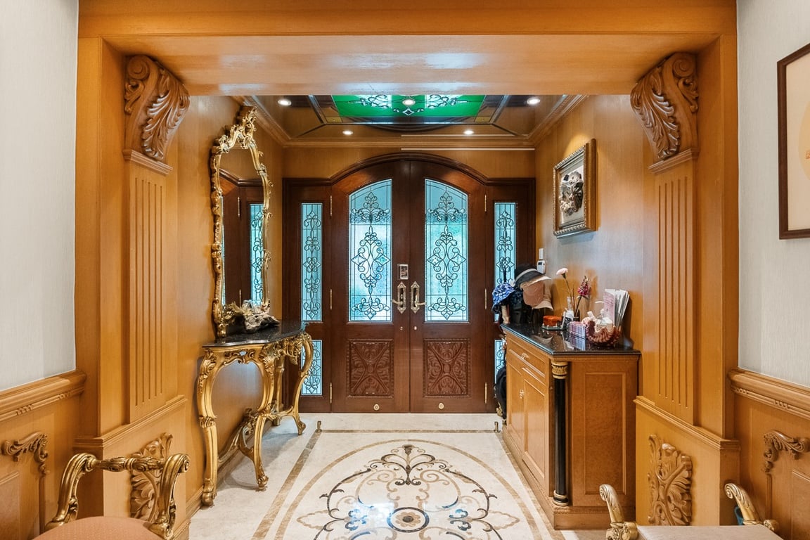 https://img.propertyraptor.com/cdn-cgi/imagedelivery/KD5bF_AFL0JDTbKLWF7z9g/ap8/ap8_001/hornet/prp/img/ee71d754c49ca9213c3a9ea5ad2be863-wtm.jpg/public