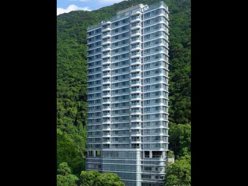 https://img.propertyraptor.com/cdn-cgi/imagedelivery/KD5bF_AFL0JDTbKLWF7z9g/ap8/ap8_001/hornet/prp/img/ee772f83f7143de9b459b936690e7a49.jpg/public