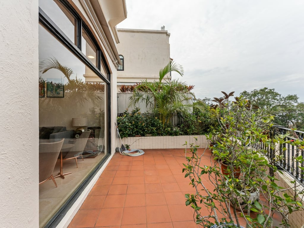 https://img.propertyraptor.com/cdn-cgi/imagedelivery/KD5bF_AFL0JDTbKLWF7z9g/ap8/ap8_001/hornet/prp/img/eee7e2eae34d171e6061dfb4a8c3ac0e-wtm.jpg/public