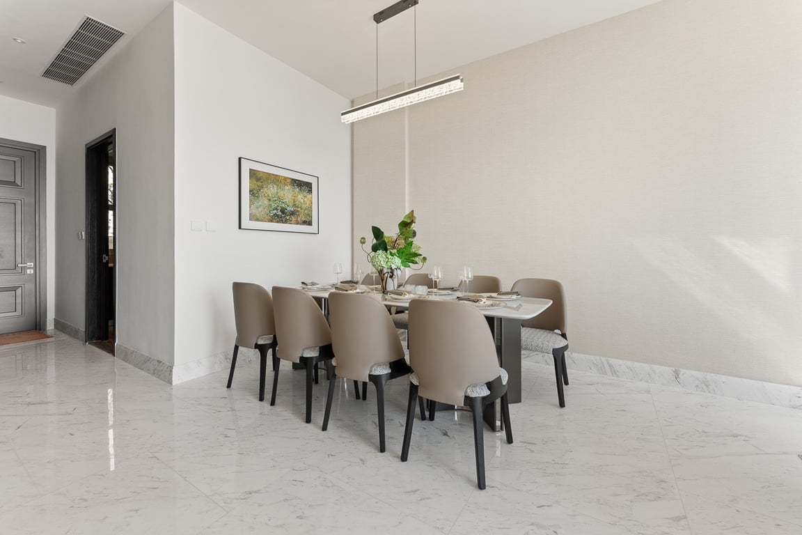 https://img.propertyraptor.com/cdn-cgi/imagedelivery/KD5bF_AFL0JDTbKLWF7z9g/ap8/ap8_001/hornet/prp/img/ef18fe2bcadf84e238d3f923f91e3e7c-wtm.jpg/public