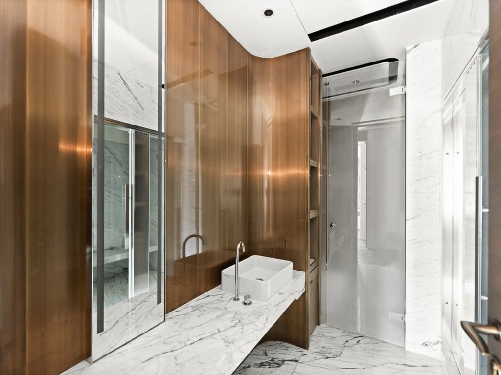https://img.propertyraptor.com/cdn-cgi/imagedelivery/KD5bF_AFL0JDTbKLWF7z9g/ap8/ap8_001/hornet/prp/img/efb7f60a69d76e1bfddbdfeb38f4bca0-wtm.jpg/public