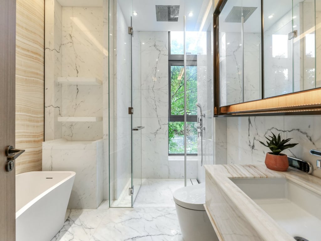 https://img.propertyraptor.com/cdn-cgi/imagedelivery/KD5bF_AFL0JDTbKLWF7z9g/ap8/ap8_001/hornet/prp/img/efdf91ce620f2238cb777dfa35a7c6e7.jpg/public
