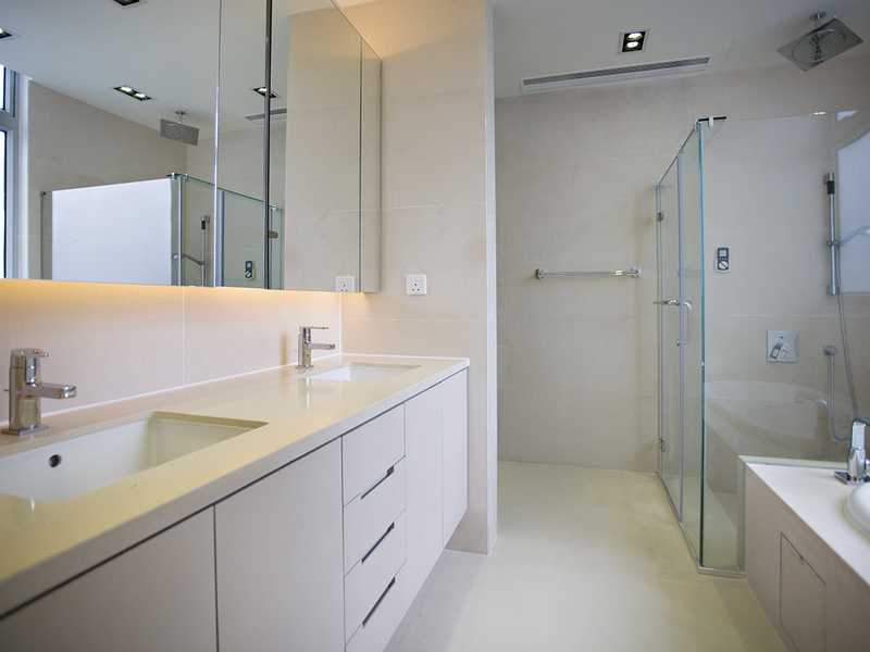 https://img.propertyraptor.com/cdn-cgi/imagedelivery/KD5bF_AFL0JDTbKLWF7z9g/ap8/ap8_001/hornet/prp/img/f01eae10831e62e972fdb3004c43527e.jpg/public
