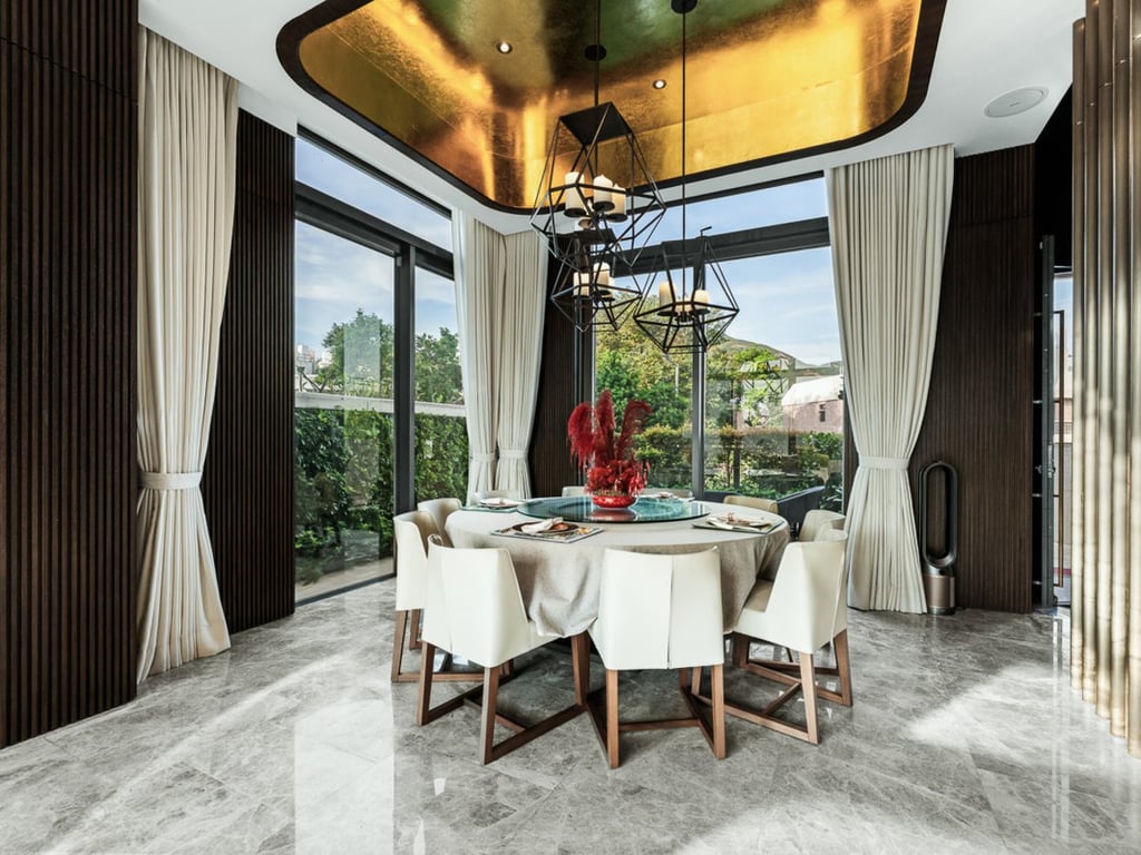 https://img.propertyraptor.com/cdn-cgi/imagedelivery/KD5bF_AFL0JDTbKLWF7z9g/ap8/ap8_001/hornet/prp/img/f0356b78b0e9afee11a58cfbb45ba25d-wtm.jpg/public