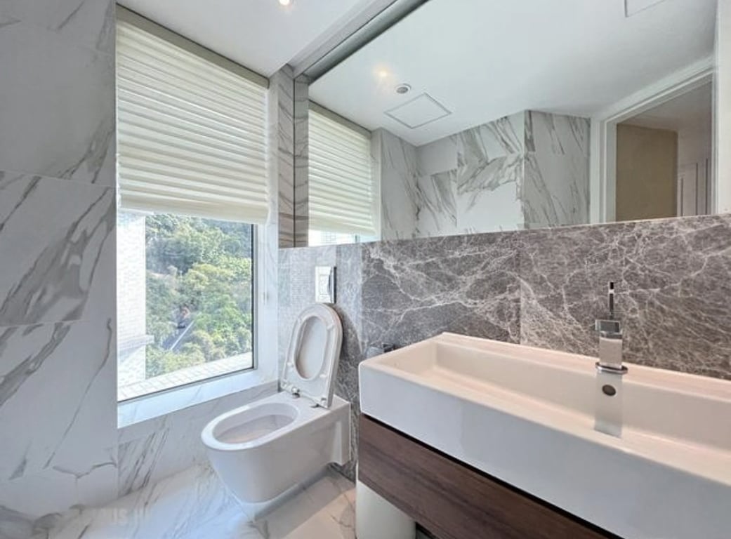 https://img.propertyraptor.com/cdn-cgi/imagedelivery/KD5bF_AFL0JDTbKLWF7z9g/ap8/ap8_001/hornet/prp/img/f0512a3f77531abeebf663d1f33ccf58-wtm.jpg/public