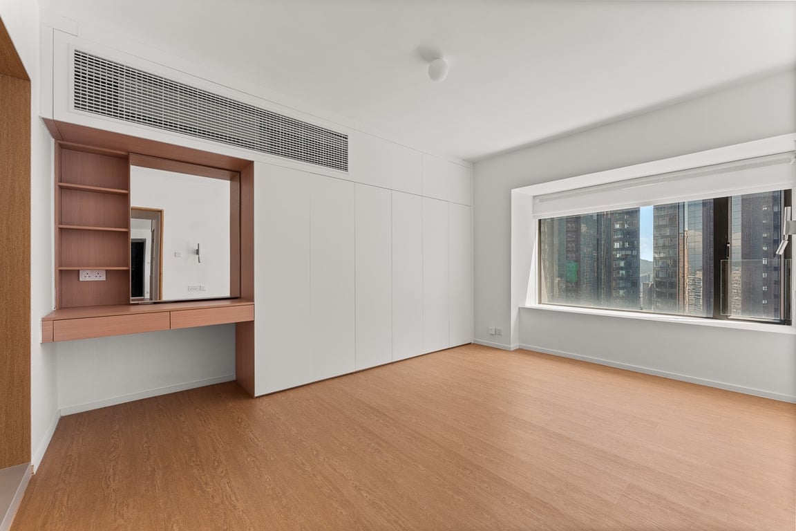 https://img.propertyraptor.com/cdn-cgi/imagedelivery/KD5bF_AFL0JDTbKLWF7z9g/ap8/ap8_001/hornet/prp/img/f09aea4080ff740fb14f43202f200758-wtm.jpg/public