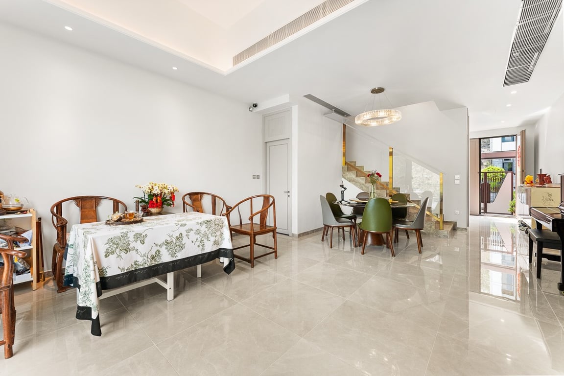 https://img.propertyraptor.com/cdn-cgi/imagedelivery/KD5bF_AFL0JDTbKLWF7z9g/ap8/ap8_001/hornet/prp/img/f0b791b562329a27787beb66009e35f6-wtm.jpg/public