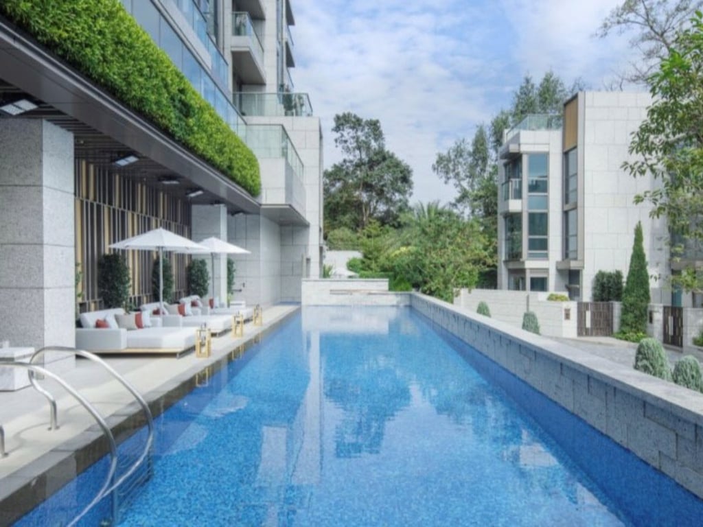 https://img.propertyraptor.com/cdn-cgi/imagedelivery/KD5bF_AFL0JDTbKLWF7z9g/ap8/ap8_001/hornet/prp/img/f0d3550a05a658649066937e9036554b.jpg/public