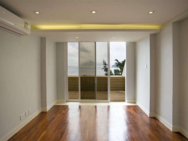 https://img.propertyraptor.com/cdn-cgi/imagedelivery/KD5bF_AFL0JDTbKLWF7z9g/ap8/ap8_001/hornet/prp/img/f2154055b75e910f7c58c709132fb2d4.jpg/public