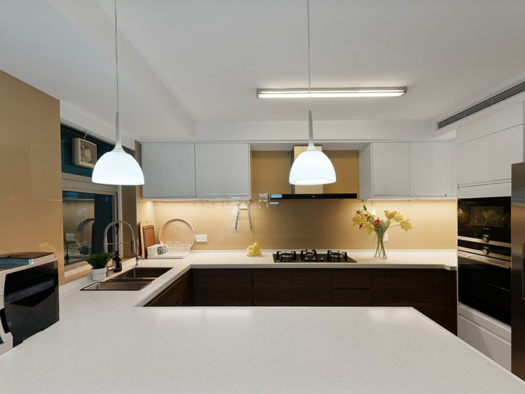 https://img.propertyraptor.com/cdn-cgi/imagedelivery/KD5bF_AFL0JDTbKLWF7z9g/ap8/ap8_001/hornet/prp/img/f3282853c23b3ab16cefa82df2ace157-wtm.jpg/public