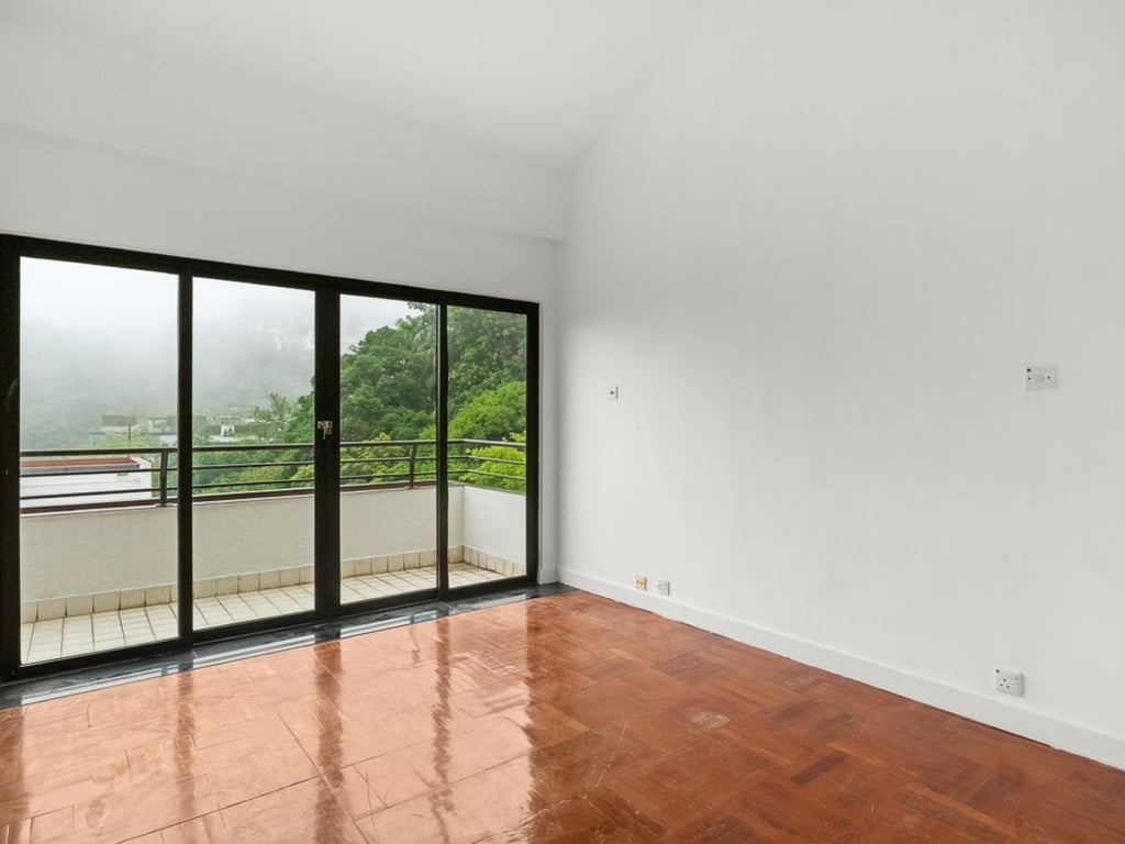 https://img.propertyraptor.com/cdn-cgi/imagedelivery/KD5bF_AFL0JDTbKLWF7z9g/ap8/ap8_001/hornet/prp/img/f344a104a6c1647bac01c259bcc9ad1b-wtm.jpg/public