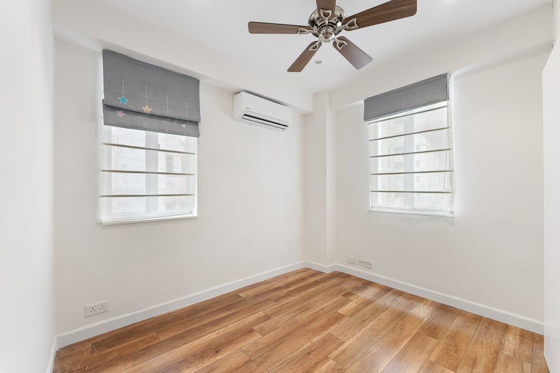https://img.propertyraptor.com/cdn-cgi/imagedelivery/KD5bF_AFL0JDTbKLWF7z9g/ap8/ap8_001/hornet/prp/img/f358901497b639c6f951730699d1e469-wtm.jpg/public