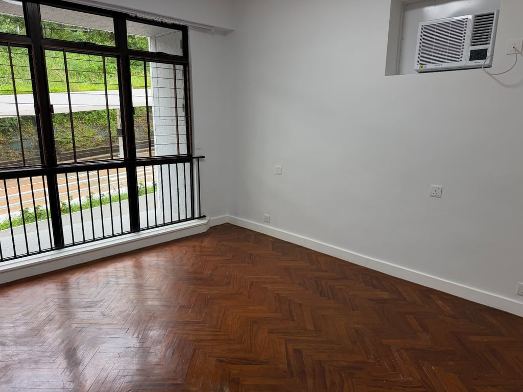 https://img.propertyraptor.com/cdn-cgi/imagedelivery/KD5bF_AFL0JDTbKLWF7z9g/ap8/ap8_001/hornet/prp/img/f4170201133ea1e4e8face4ce2fc1326-wtm.jpg/public
