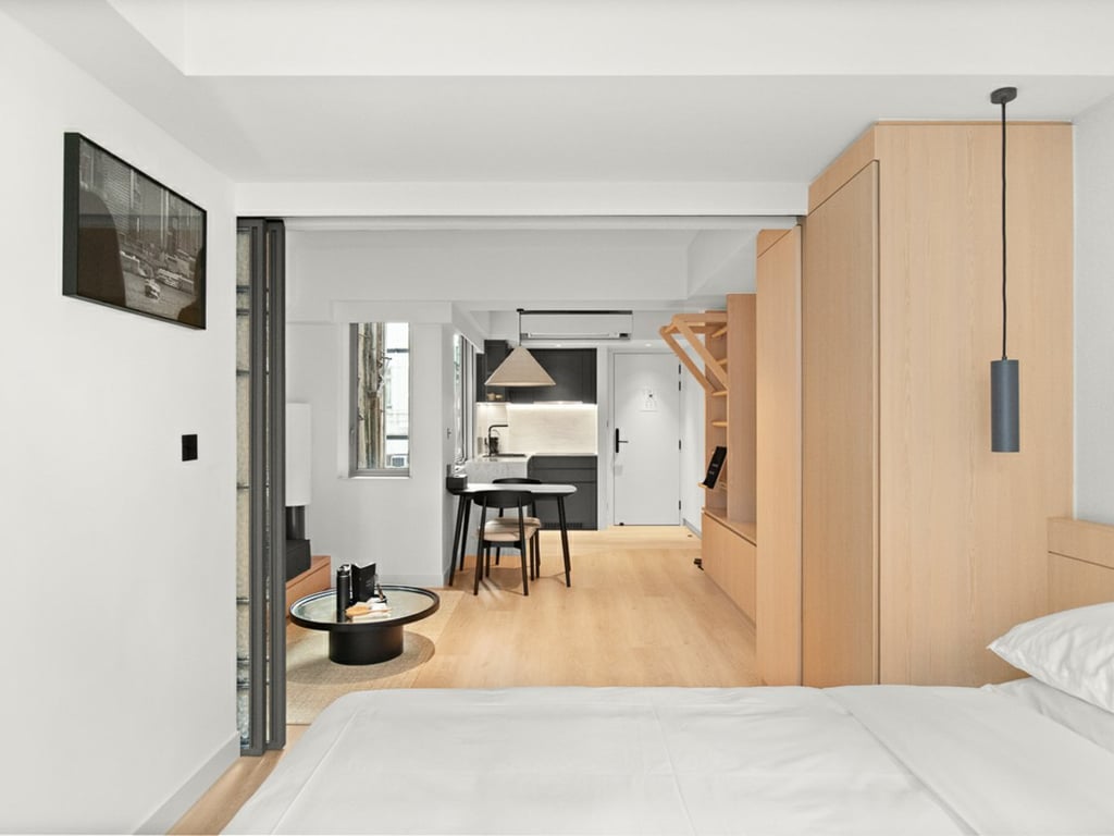 https://img.propertyraptor.com/cdn-cgi/imagedelivery/KD5bF_AFL0JDTbKLWF7z9g/ap8/ap8_001/hornet/prp/img/f440d0034100edae2972c202961c967d-wtm.jpg/public