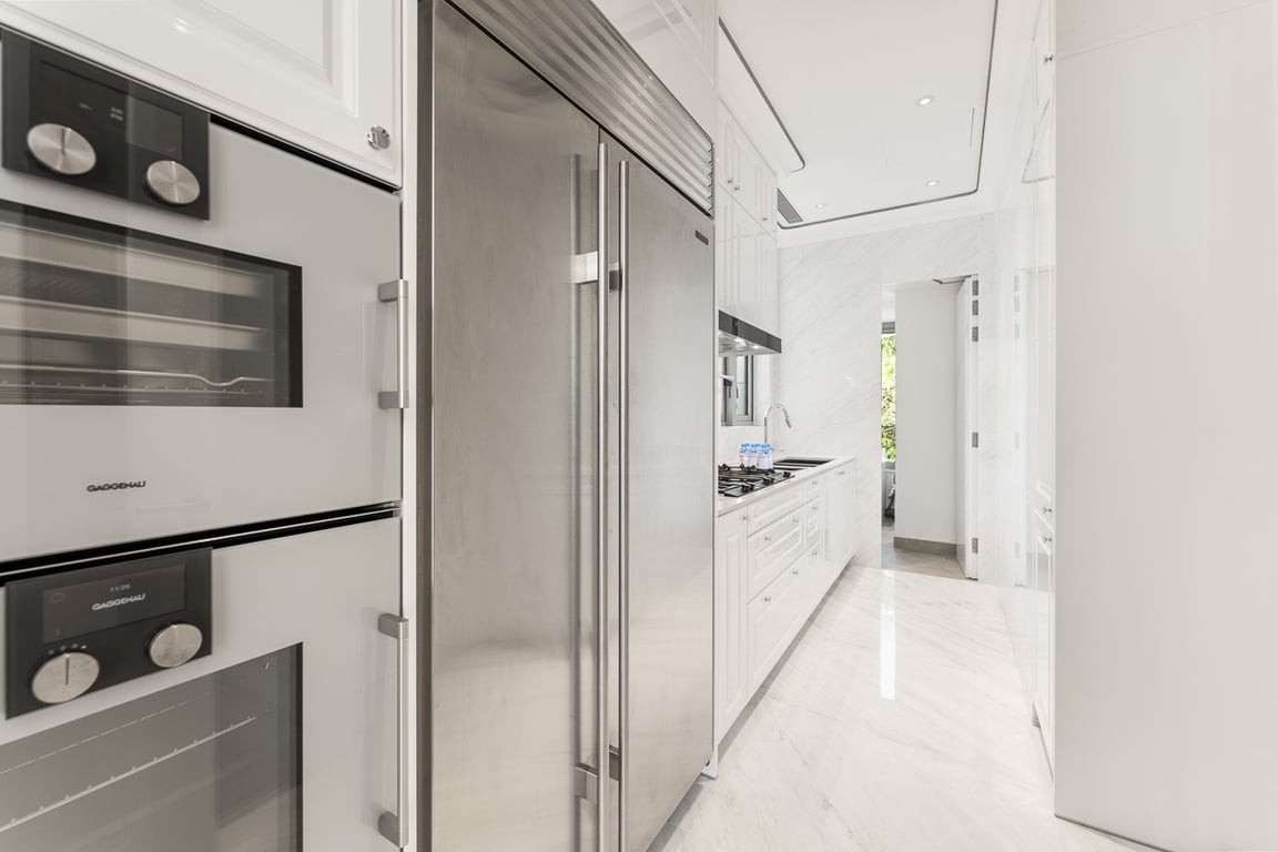 https://img.propertyraptor.com/cdn-cgi/imagedelivery/KD5bF_AFL0JDTbKLWF7z9g/ap8/ap8_001/hornet/prp/img/f441a083dc933c9d0ee71de4328889a3-wtm.jpg/public