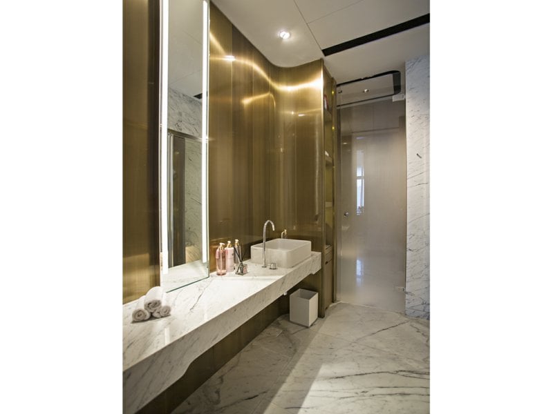 https://img.propertyraptor.com/cdn-cgi/imagedelivery/KD5bF_AFL0JDTbKLWF7z9g/ap8/ap8_001/hornet/prp/img/f4bda78c8ca7a1a9a4c862ab23c62574.jpg/public
