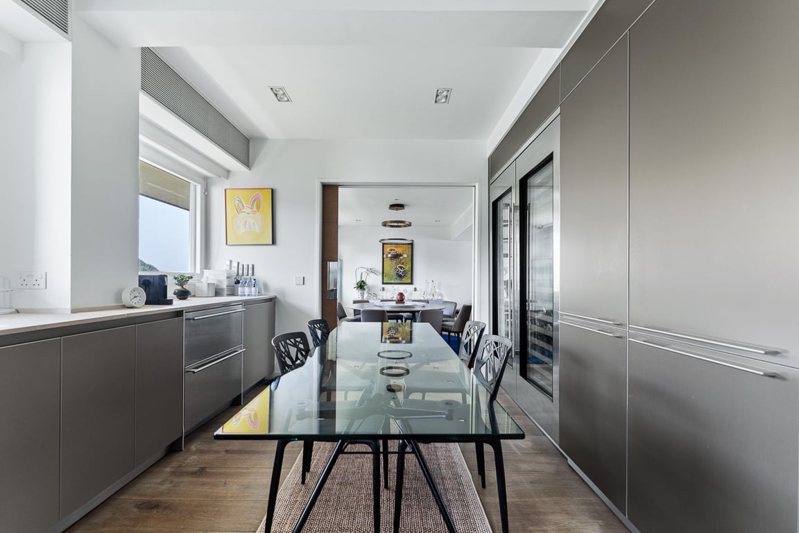 https://img.propertyraptor.com/cdn-cgi/imagedelivery/KD5bF_AFL0JDTbKLWF7z9g/ap8/ap8_001/hornet/prp/img/f4f58814927b093fa7ffbdc88a35e5e2-wtm.jpg/public
