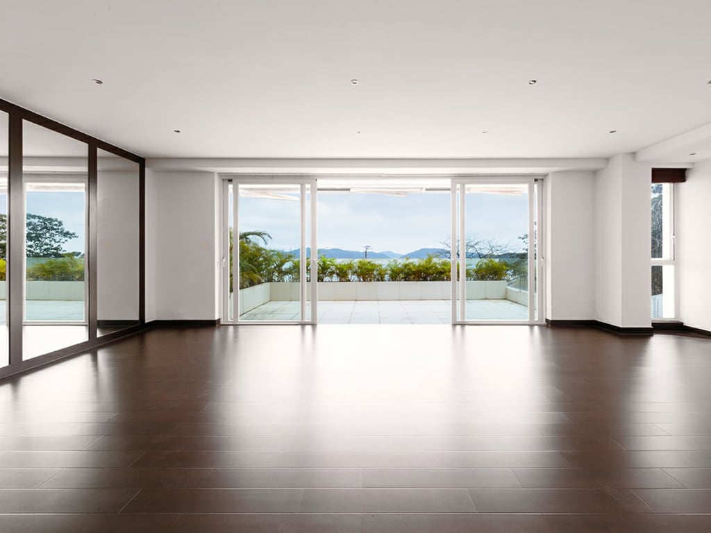 Dragon Lake Villa