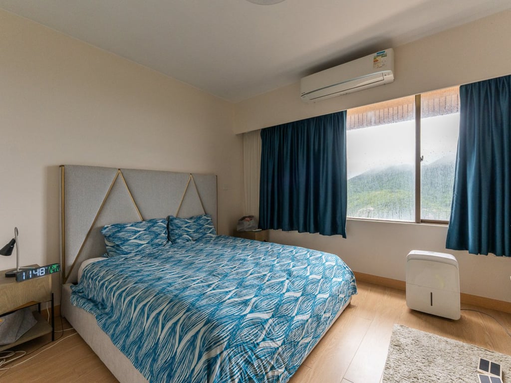 Hong Kong Parkview Twr 13