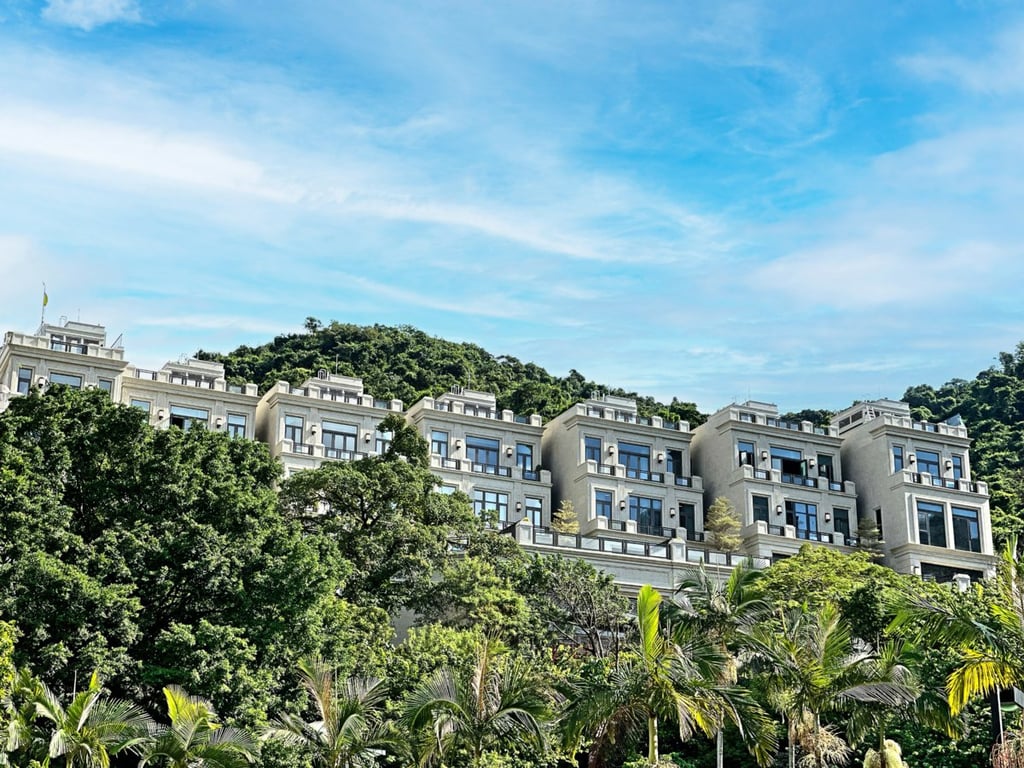 https://img.propertyraptor.com/cdn-cgi/imagedelivery/KD5bF_AFL0JDTbKLWF7z9g/ap8/ap8_001/hornet/prp/img/f6cda7c1a7924ab818796b75a47ab96e.jpg/public