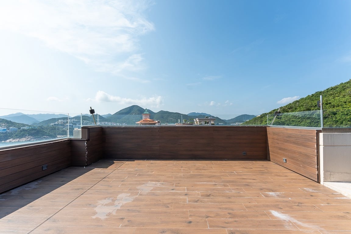 https://img.propertyraptor.com/cdn-cgi/imagedelivery/KD5bF_AFL0JDTbKLWF7z9g/ap8/ap8_001/hornet/prp/img/f7222f827f0c1f84a51aa439aeb56246-wtm.jpg/public