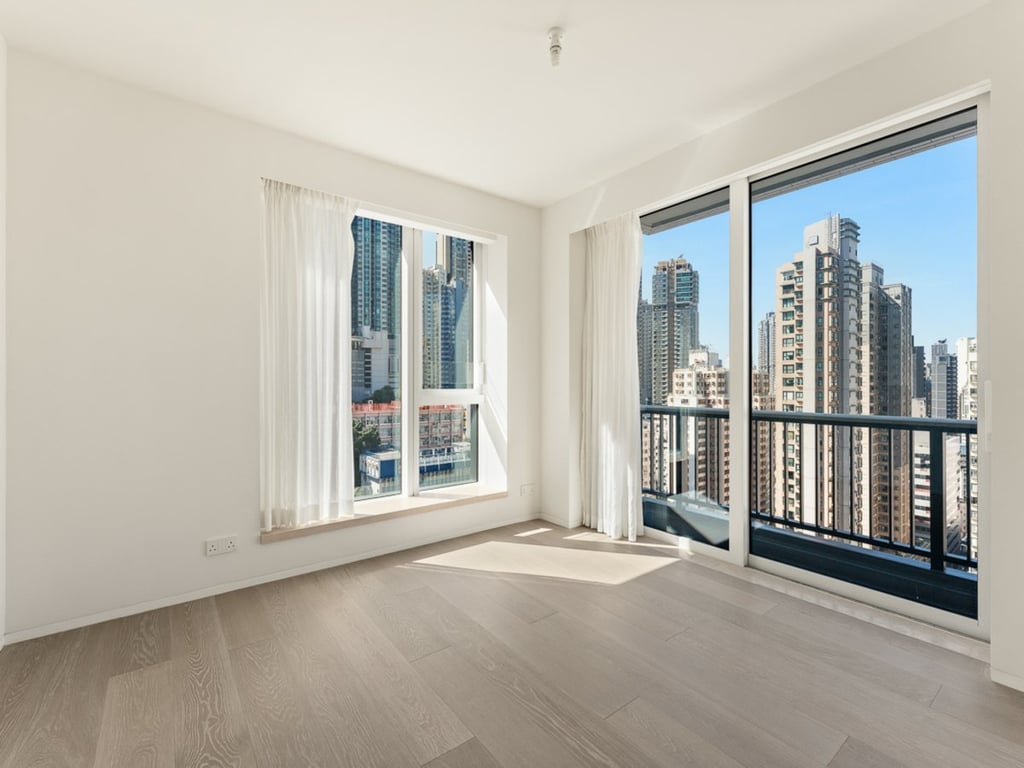 https://img.propertyraptor.com/cdn-cgi/imagedelivery/KD5bF_AFL0JDTbKLWF7z9g/ap8/ap8_001/hornet/prp/img/f7290650360a2e8bd872b11c8757110b-wtm.jpg/public