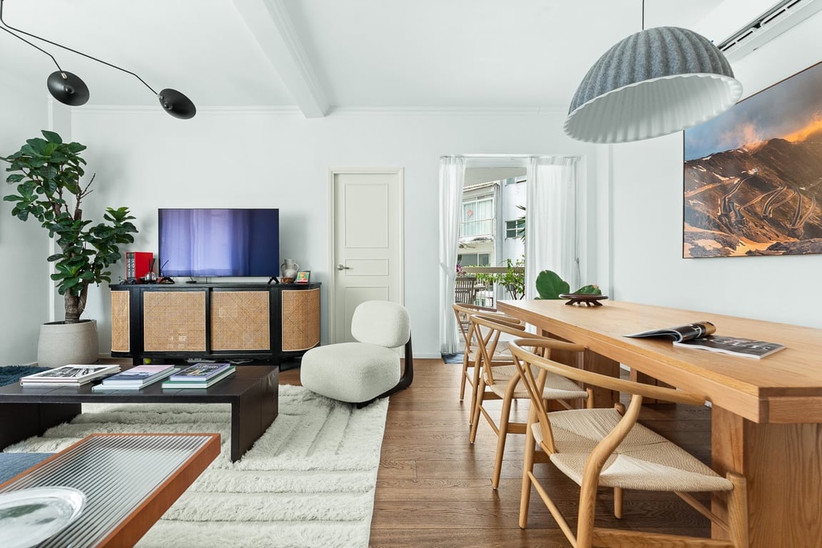 https://img.propertyraptor.com/cdn-cgi/imagedelivery/KD5bF_AFL0JDTbKLWF7z9g/ap8/ap8_001/hornet/prp/img/f751f5dec6ffd870f4ab56a66998935b-wtm.jpg/public