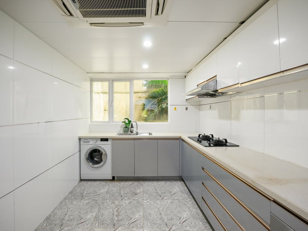 Villa Cecil     (Phase 2, Twr 1)
